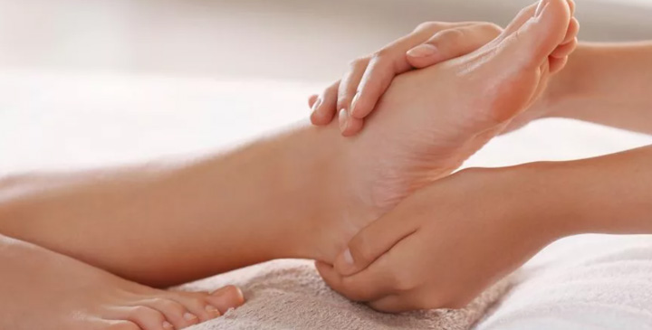 Какую пользу приносит массаж ступней?